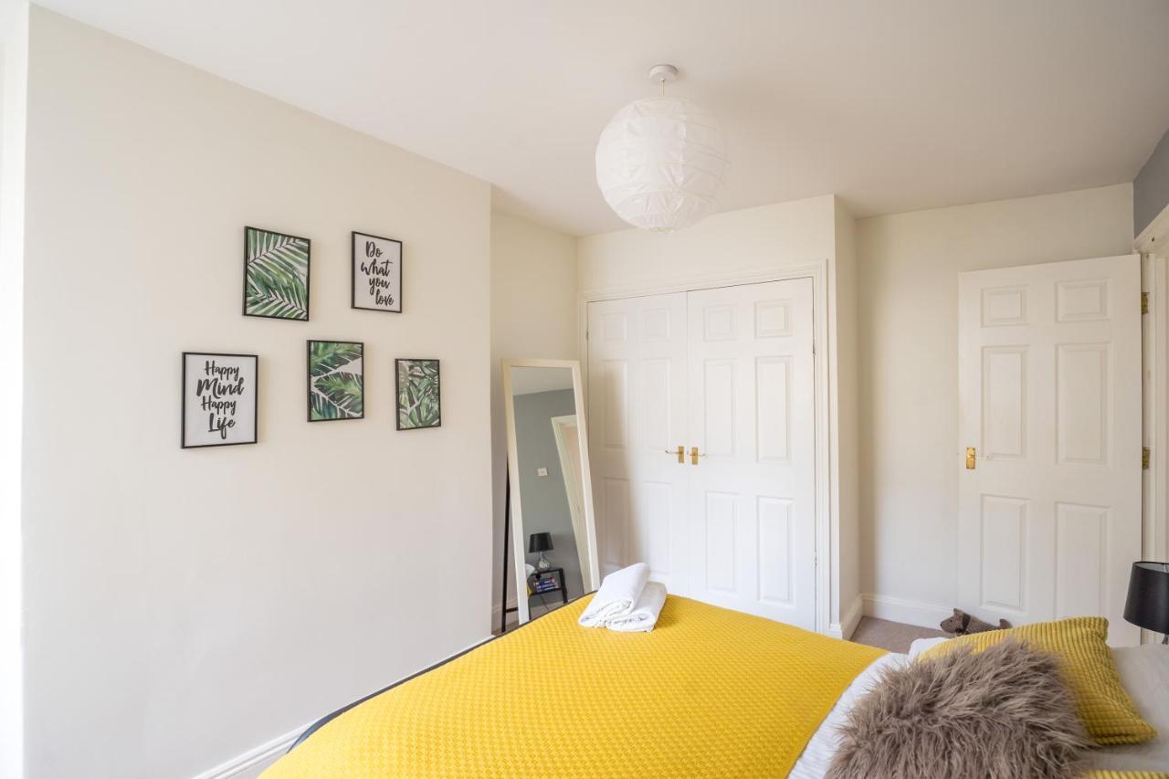 The Ella Fitzgerald - Modern 2 Bedroom Apartment, Super Close To City Centre Cardiff Exterior photo